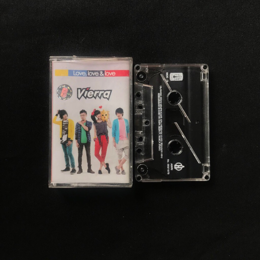 Kaset Vierra - Love love and love