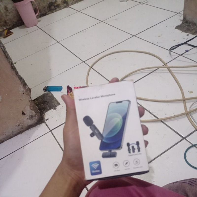 wireless Lavalier microphone