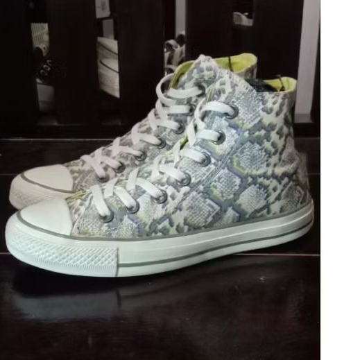 sepatu second Converse