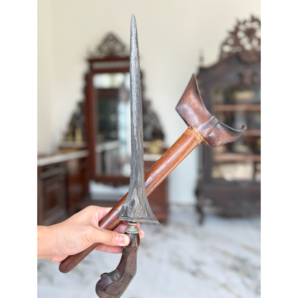 Keris Sepuh Jalak Tilam Sari