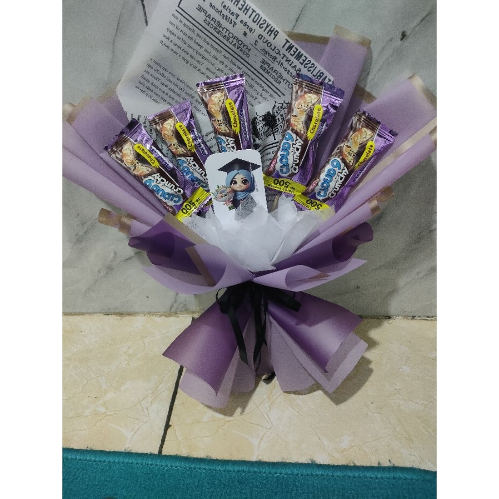 

Buket Snack dan topper wisuda