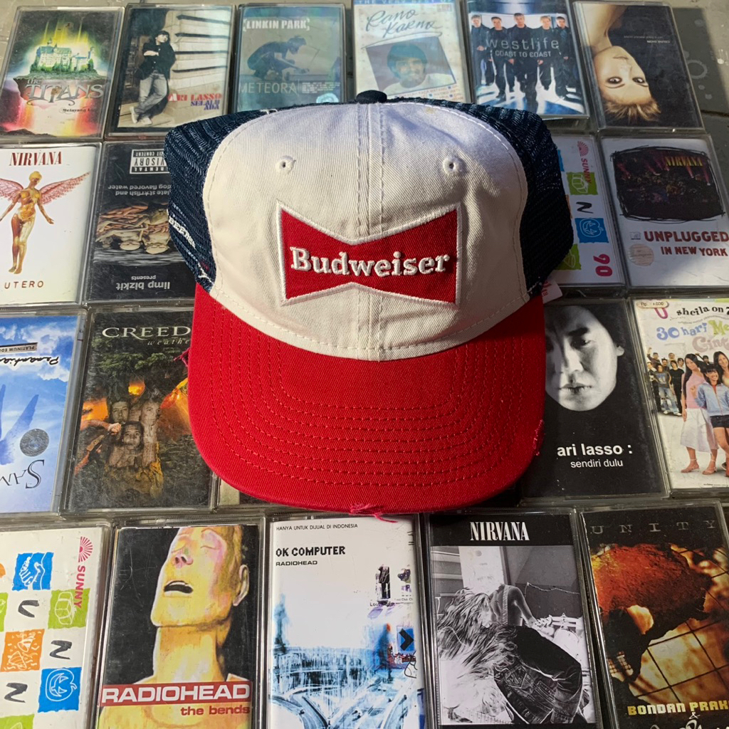 Trucker Hat Budweiser Ripped Caps