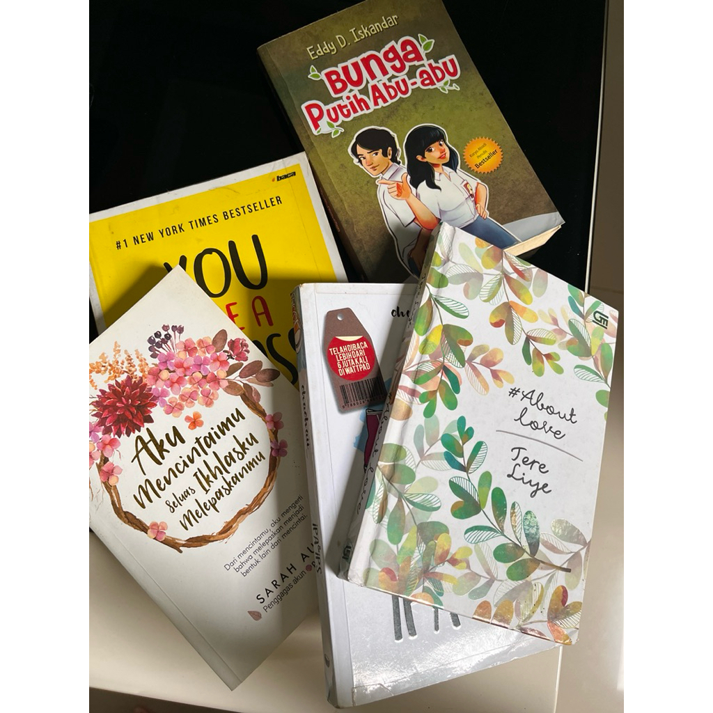 

[PRELOVED] - Buku Lama Gramedia Original Buku Motivasi buku murah buku bagus novel you are a badass bunga putih abu-abu ipa&ips tere liye about love