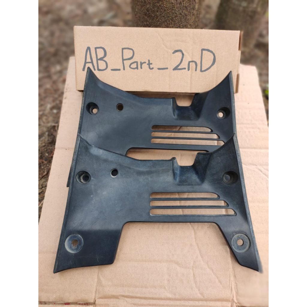 cover sayap depan atas mesin honda supra x helm in original