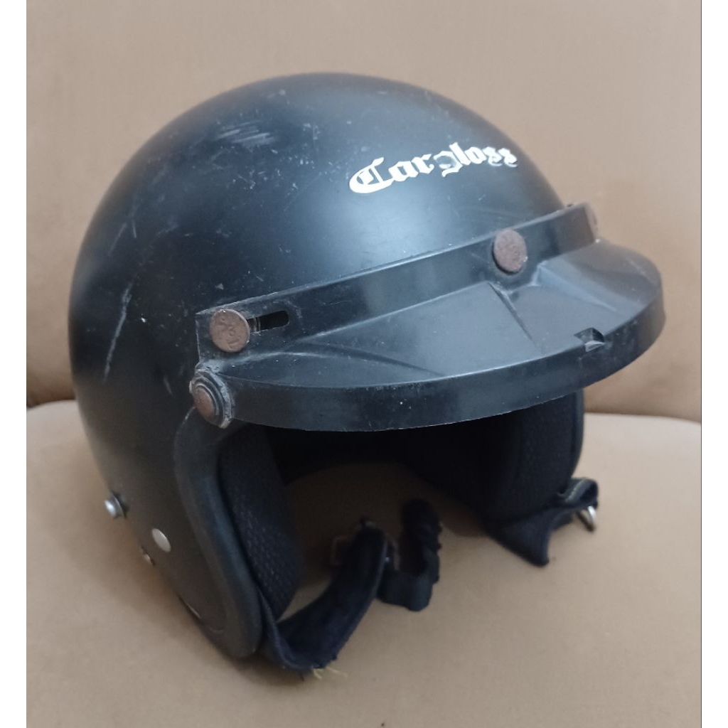 Helm Cargloss Original Bekas