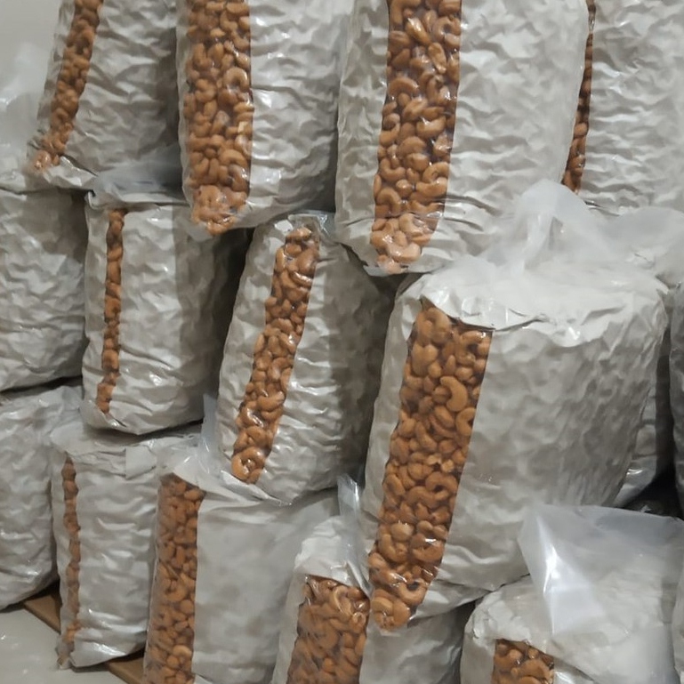 

Kacang Mede Goreng Mete Asin Matang Mente Mateng 1 Bal ( 5kg )