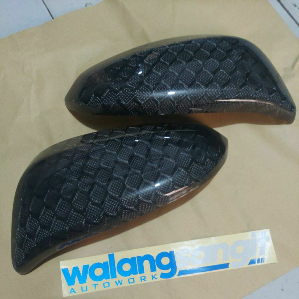 COVER SPION CARBON FORTUNER VRZ