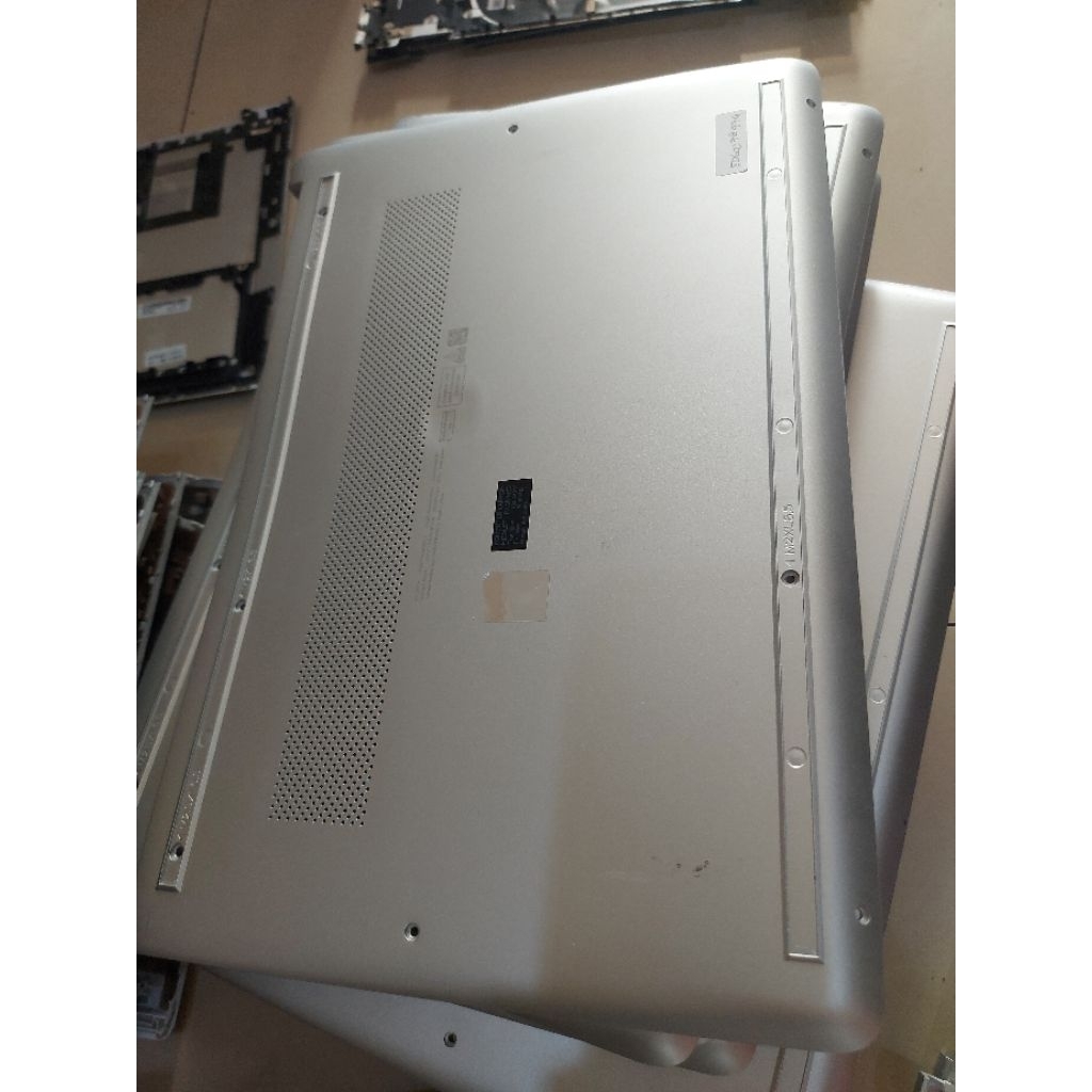 Case Casing Bottom HP 14S-DQ SERIES 14-DR 14-DQ 14-FQ 14S-FR 14S-DQ 14S-FQ TPN-Q221 Silver grade B m