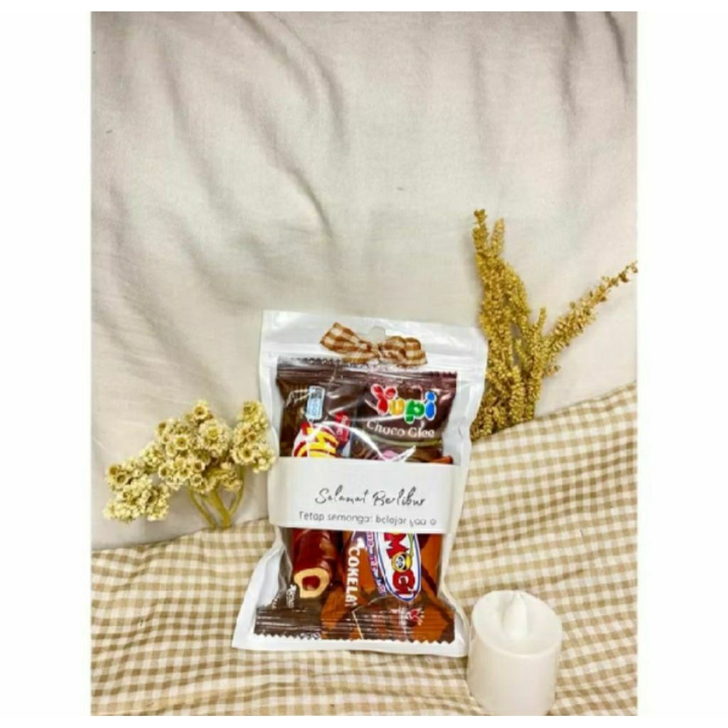 

Mini gift snack ulang tahun hampers