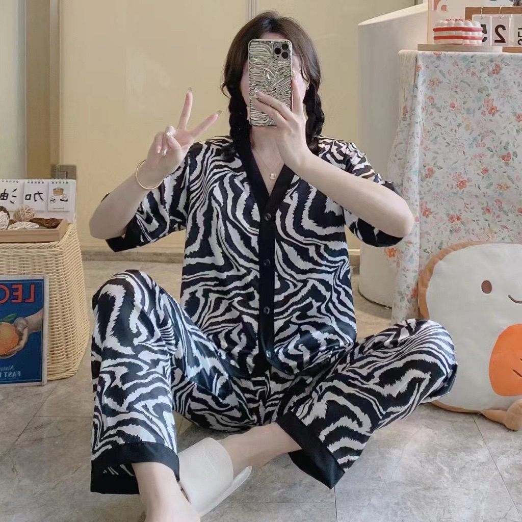 (READY) Piyama Satin Motif Zebra Baju Tidur Satin Premium Perempuan Kancing Elegant Design Mewah Pre