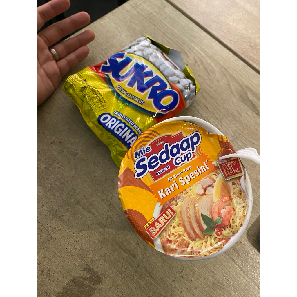 

sukro & mie sedap