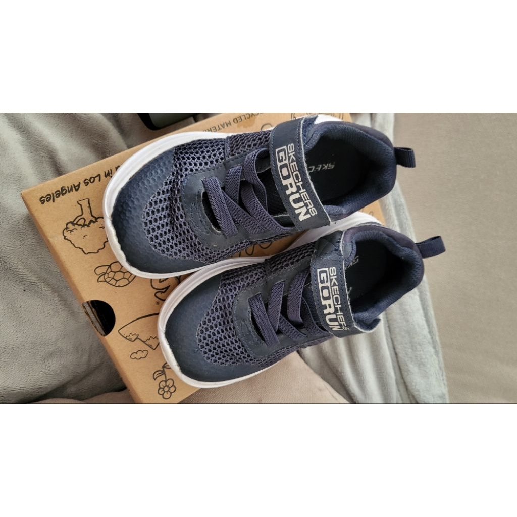 SEPATU SNIKERS SKECHERS SECOND GO RUN SEPATU SEKOLAH UNISEX ANAK COWO CEWE BEKAS ORIGINAL