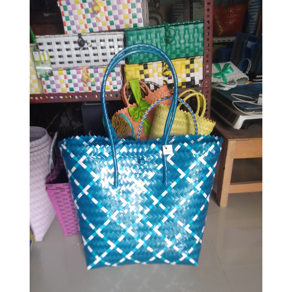 

Balika Glossy 34x17x34 Tas Hajatan Jumbo