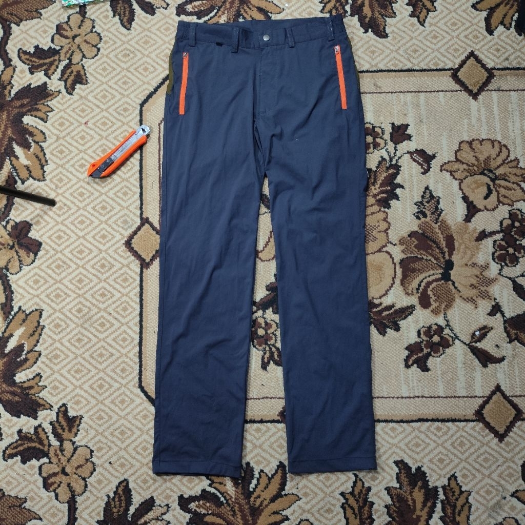 CELANA OUTDOOR HIKING SECOND SANKMAE