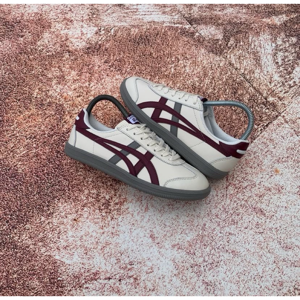 Onitsuka Tiger Tokuten
