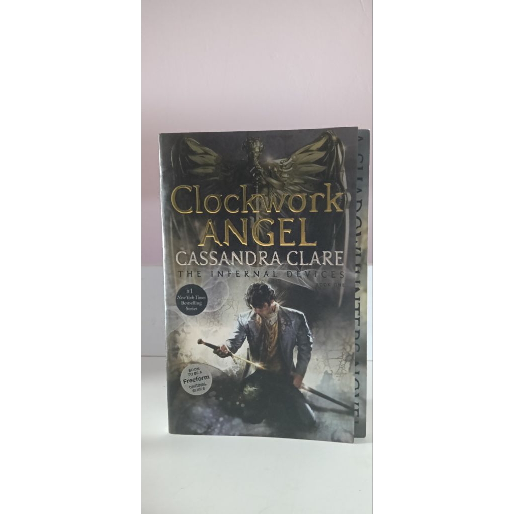 Clockwork Angel (Infernal Devices # 1)