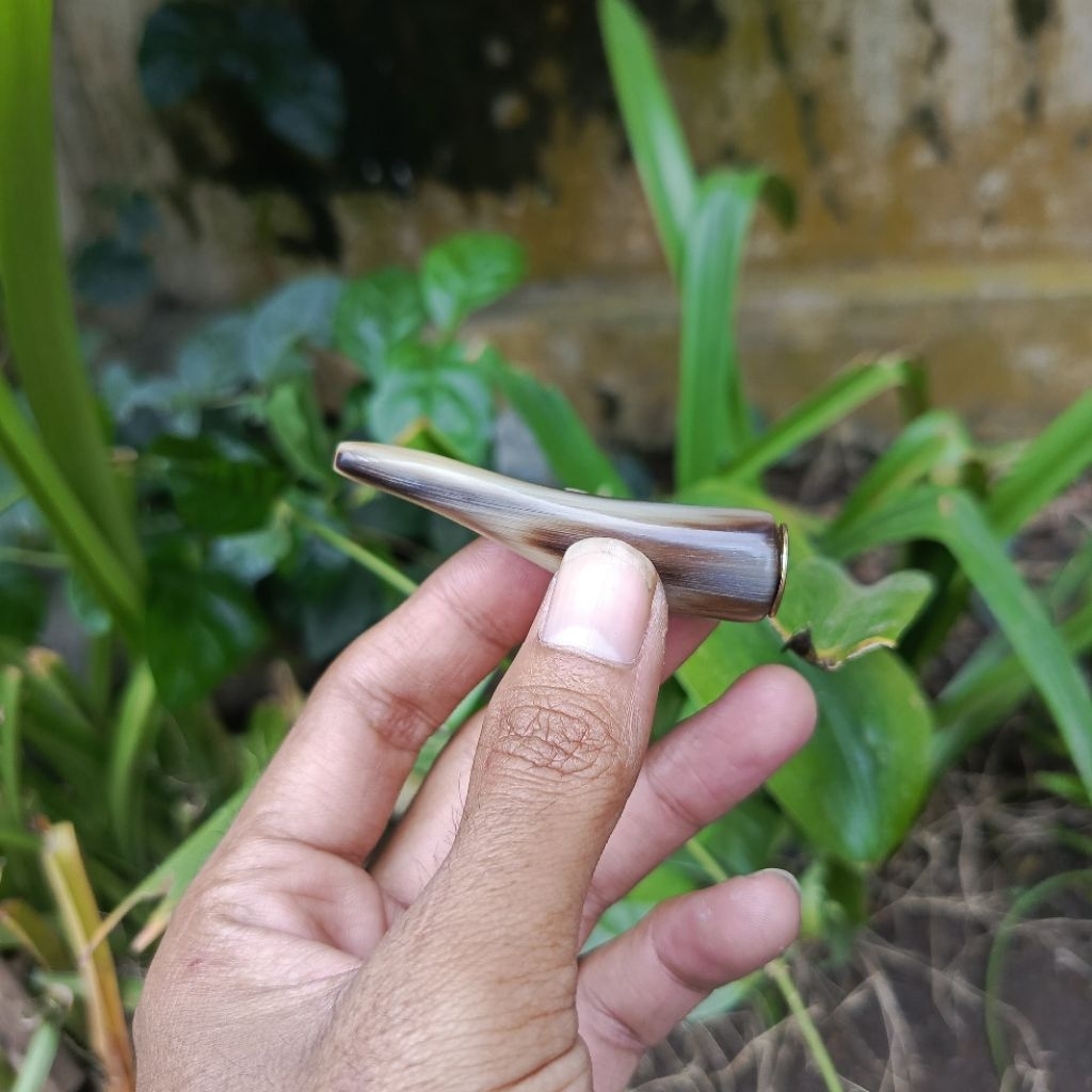 ONCE PIPA dari bahan tanduk kerbau asli model bulat S ukuran 7-8cm warna putih/bule