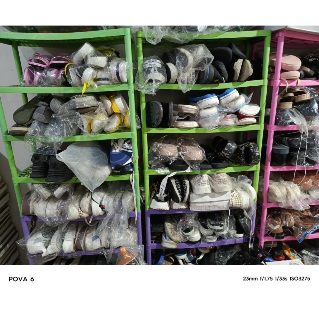 Cuci Gudang lelangan sendal sepatu