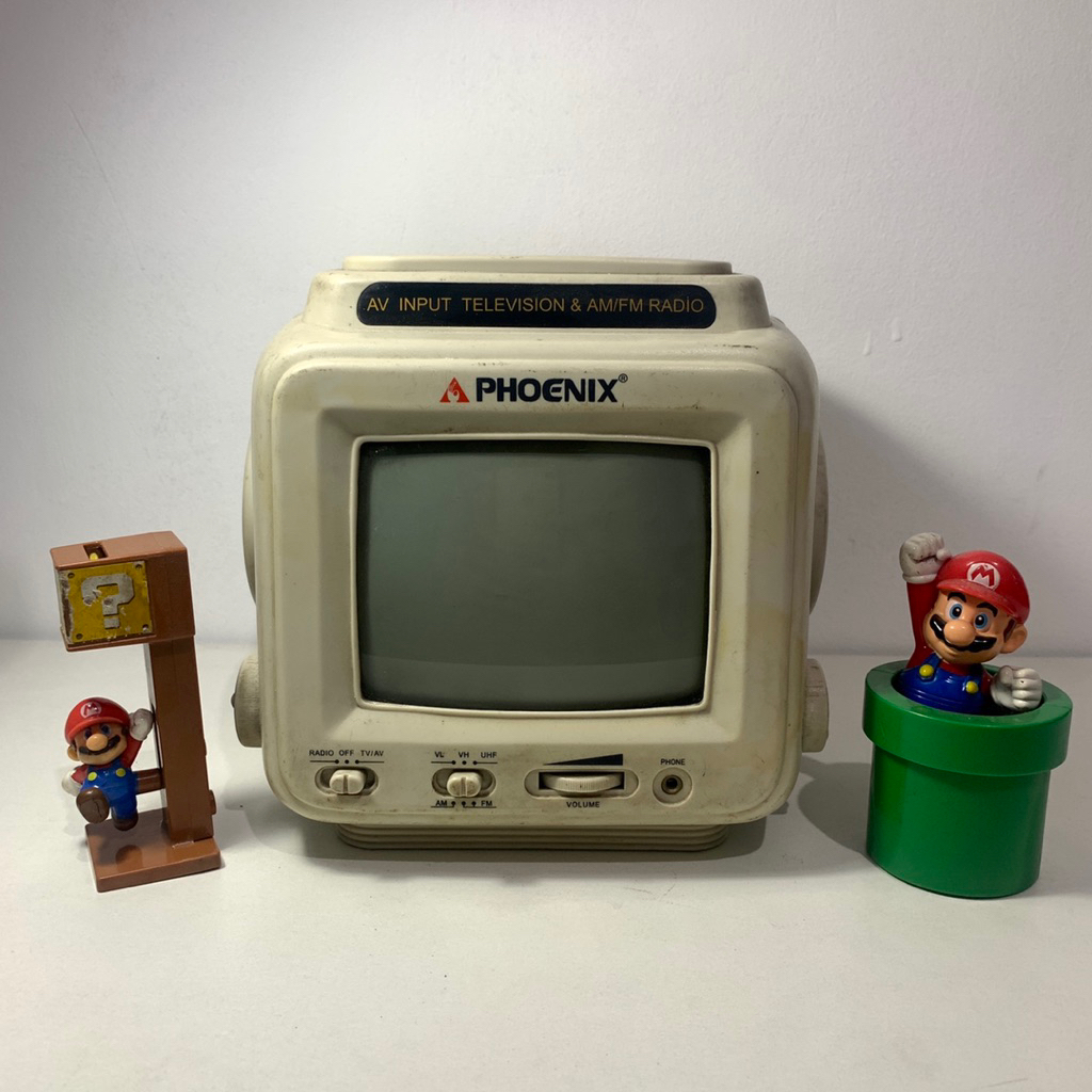 tv kecil jadul, NYALA