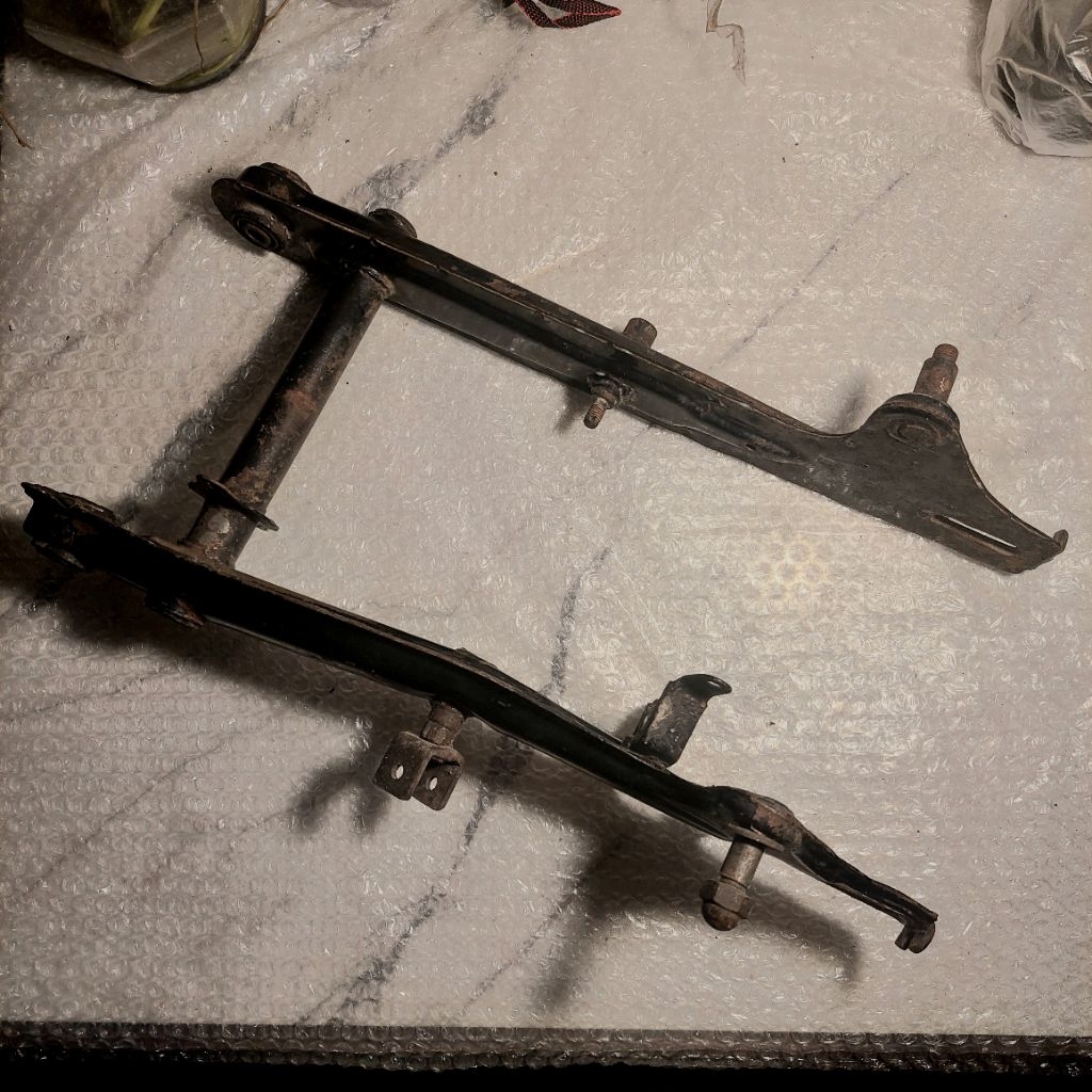 swingarm bulat suzuki rc 100 - rc bravo - rc jet cooled original