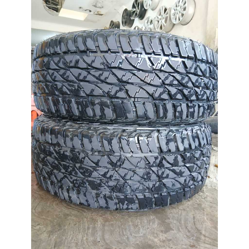 Ban second 265 60 r18 accelera a/t