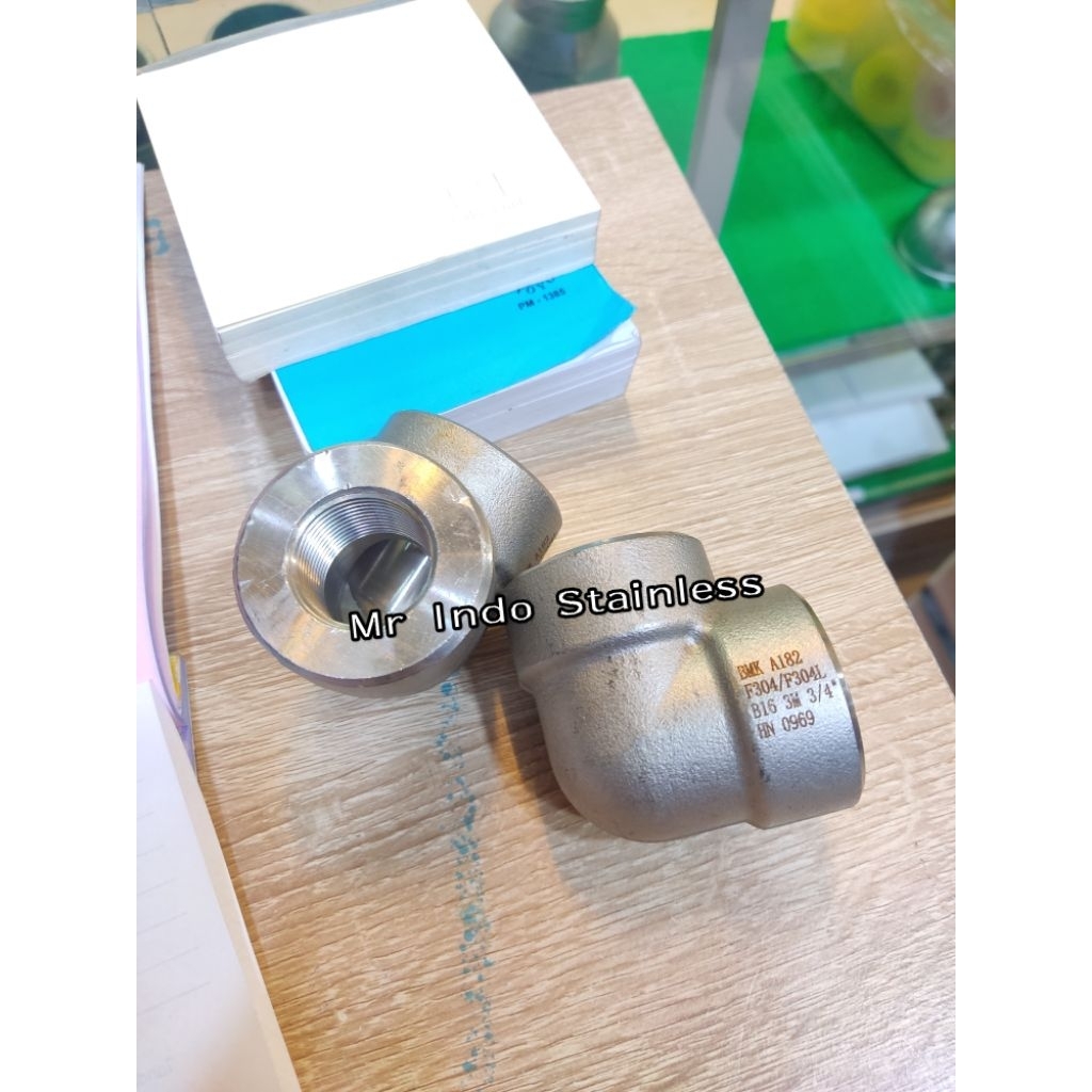 Elbow Stainless SS304 Drat Class #3000 1 1/4" inch SS 304 High Pressure #3000