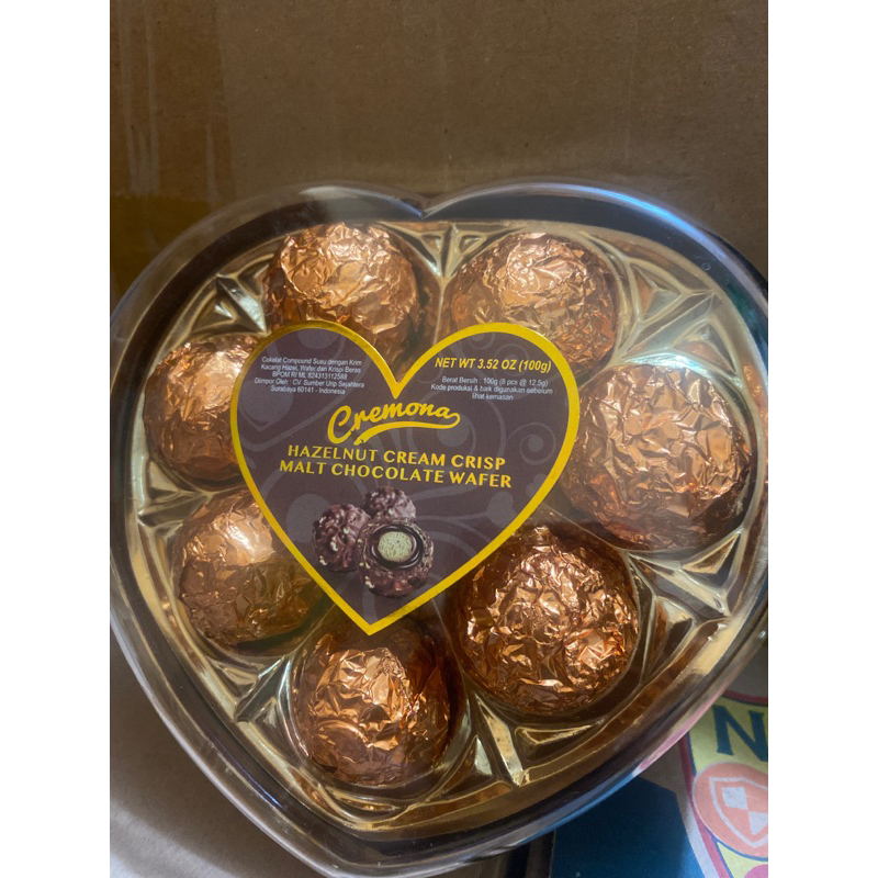 

[oddsolshop] pekanbaru/Cremona Coklat Kacang 100GR Hazelnut Cream Crisp Malt Chocolate Wafer Cokelat