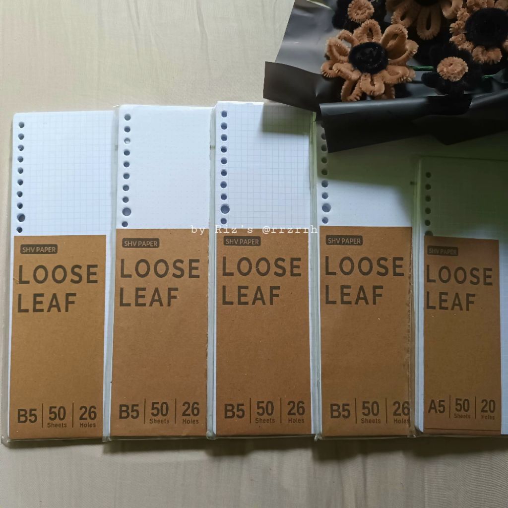 

SHV Paper Loose Leaf 70gsm 50 sheets | Kertas Binder Estetik isi 50 lembar | A5 Grid Whiteline Pages 20 Holes | B5 Grid Pages 26 Holes | B5 Dotted Pages 26 Holes | by Riz’s - Sedia Alat Tulis & Buku Baru & Preloved
