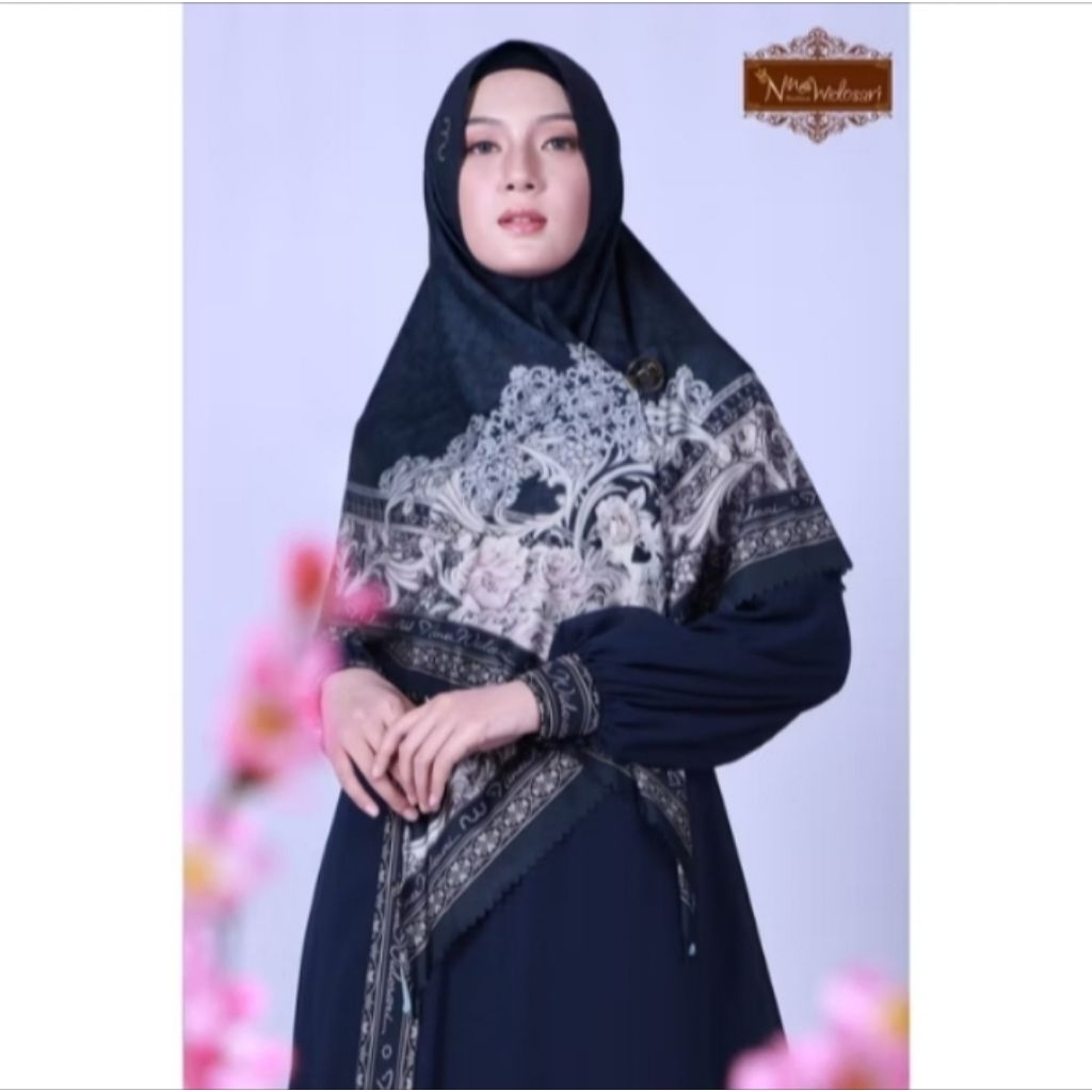 Aleza Scarf by Nines Widosari Boutique