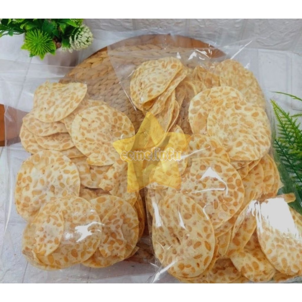 

1000g Keripik tempe sagu | Keripik tempe putih | Keripik tempe tapioka | Makanan ringan | Murah Enak Gurih
