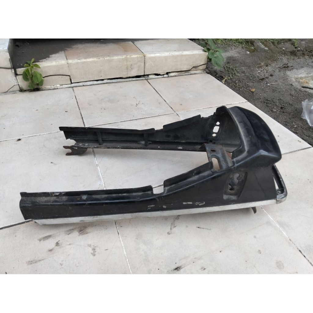 Lis set body belakang gl max/pro original copotan