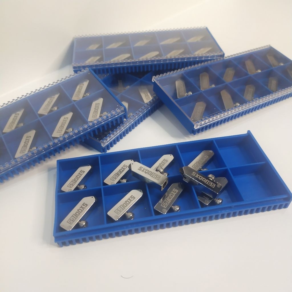 

Mata pisau T cutter tile 1 Cm cutter head tyfe T pengganti kepala alat potong kaca cutter 10mm