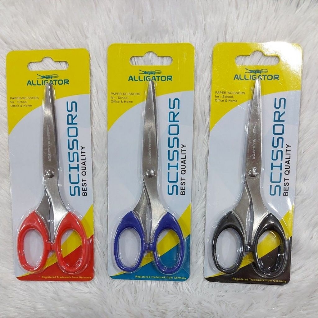 

Gunting Ukuran Sedang