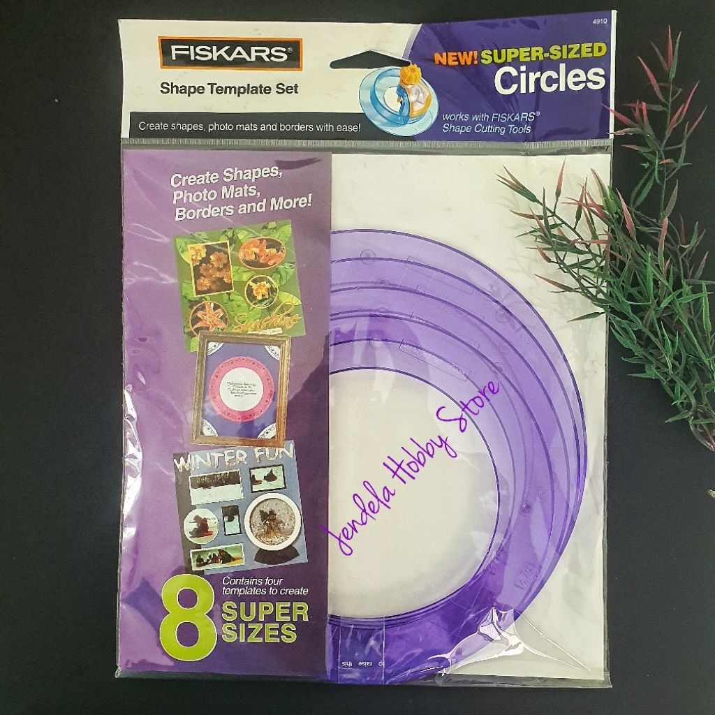 

Fiskars Shape Template Set OVALS 4 pcs dengan 8 sizes