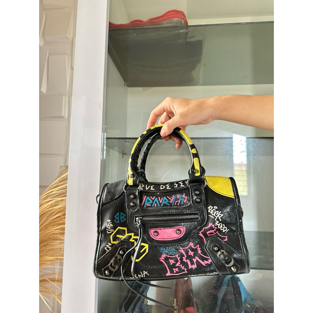 

Bag Art (Preloved)