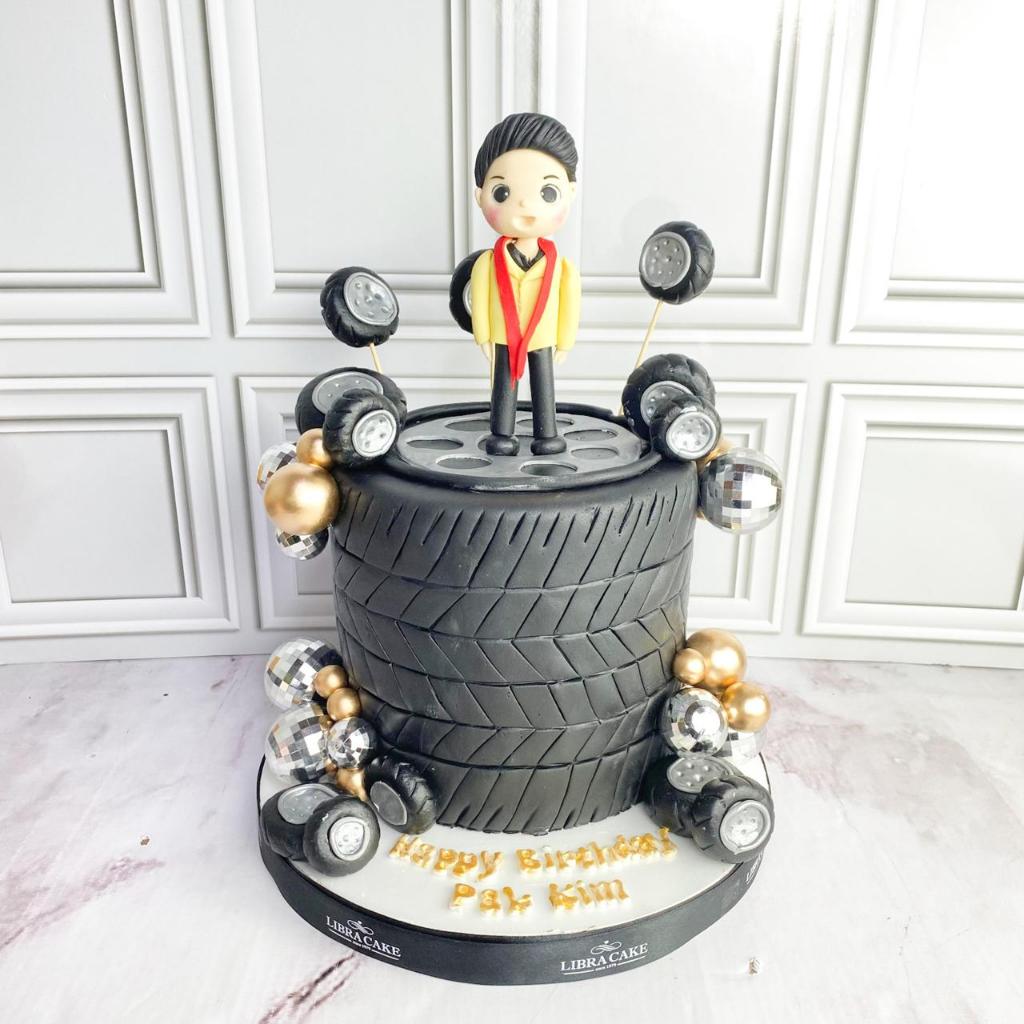 

Kue Ulang tahun/Birthday Cake/Kue Ultah Tema Ban/Ban Cake/Kue Birthday Jakarta