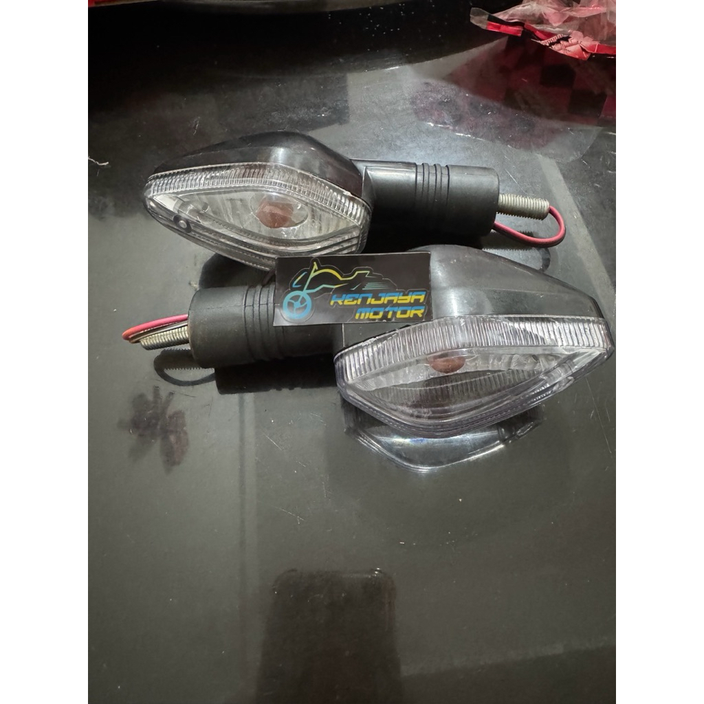 LAMPU SEN VERZA CB150R TEBAL