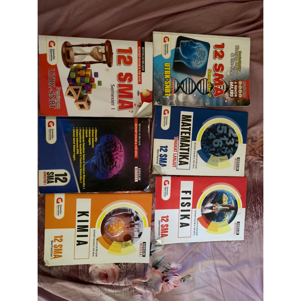 

PRELOVED BUKU UTBK SNBT GO 2025 KELAS 12