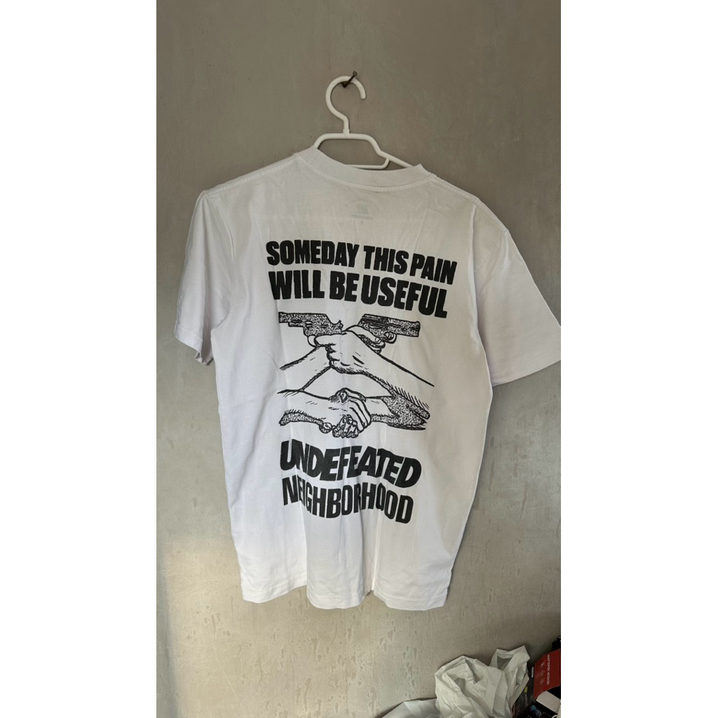 Undefeated x neighborhood T-Shirt ukuran S