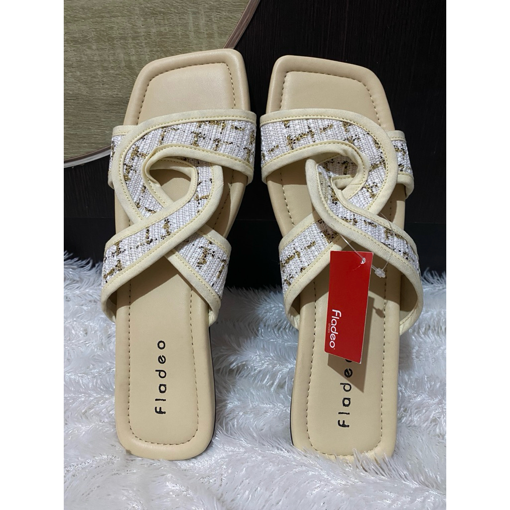 Sandal Teplek Wanita Fladeo