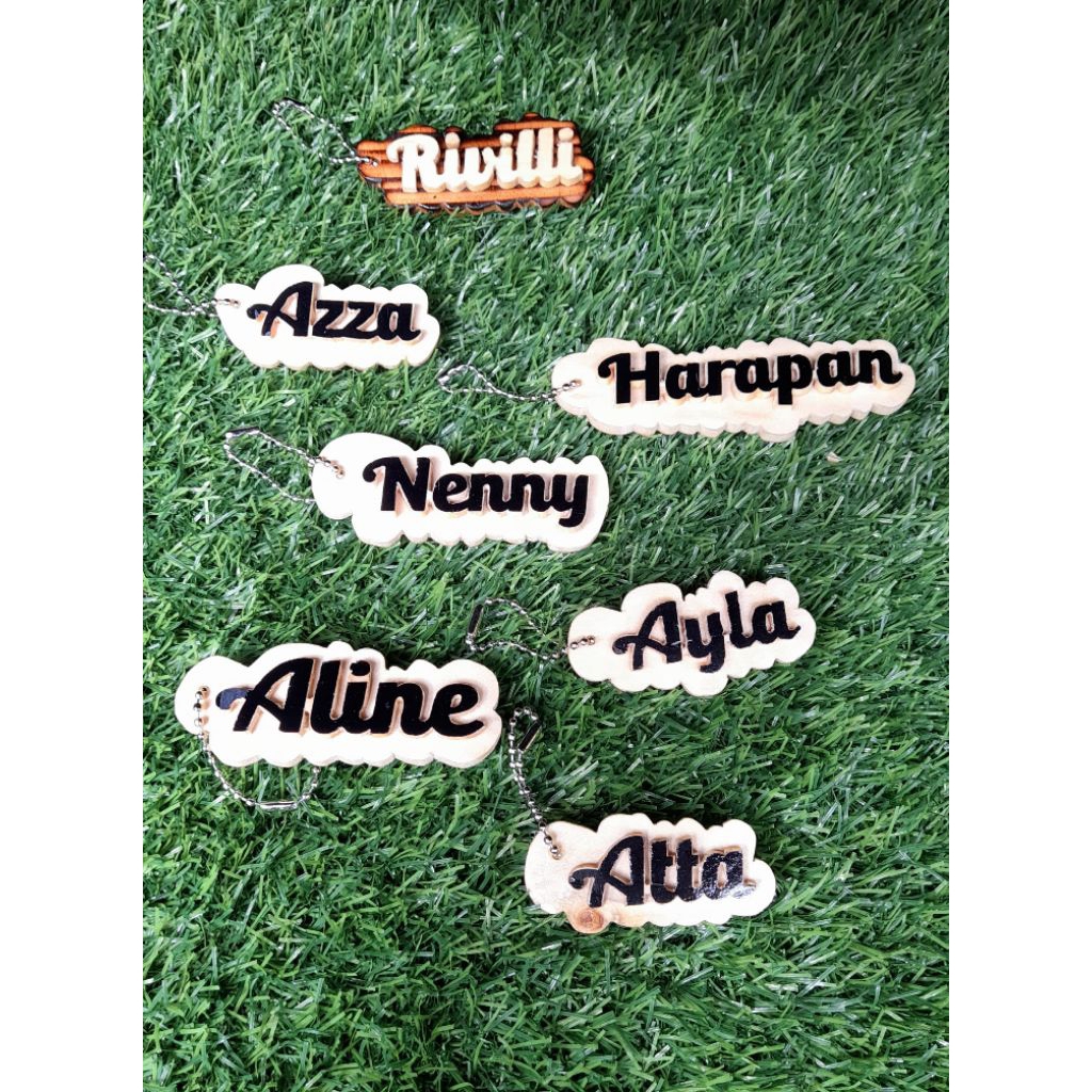 gantungan kunci ukiran nama custom, kayu jati belanda