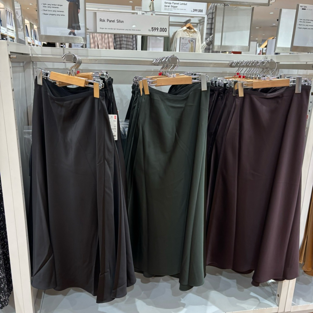 rok satin uniqlo new arrival