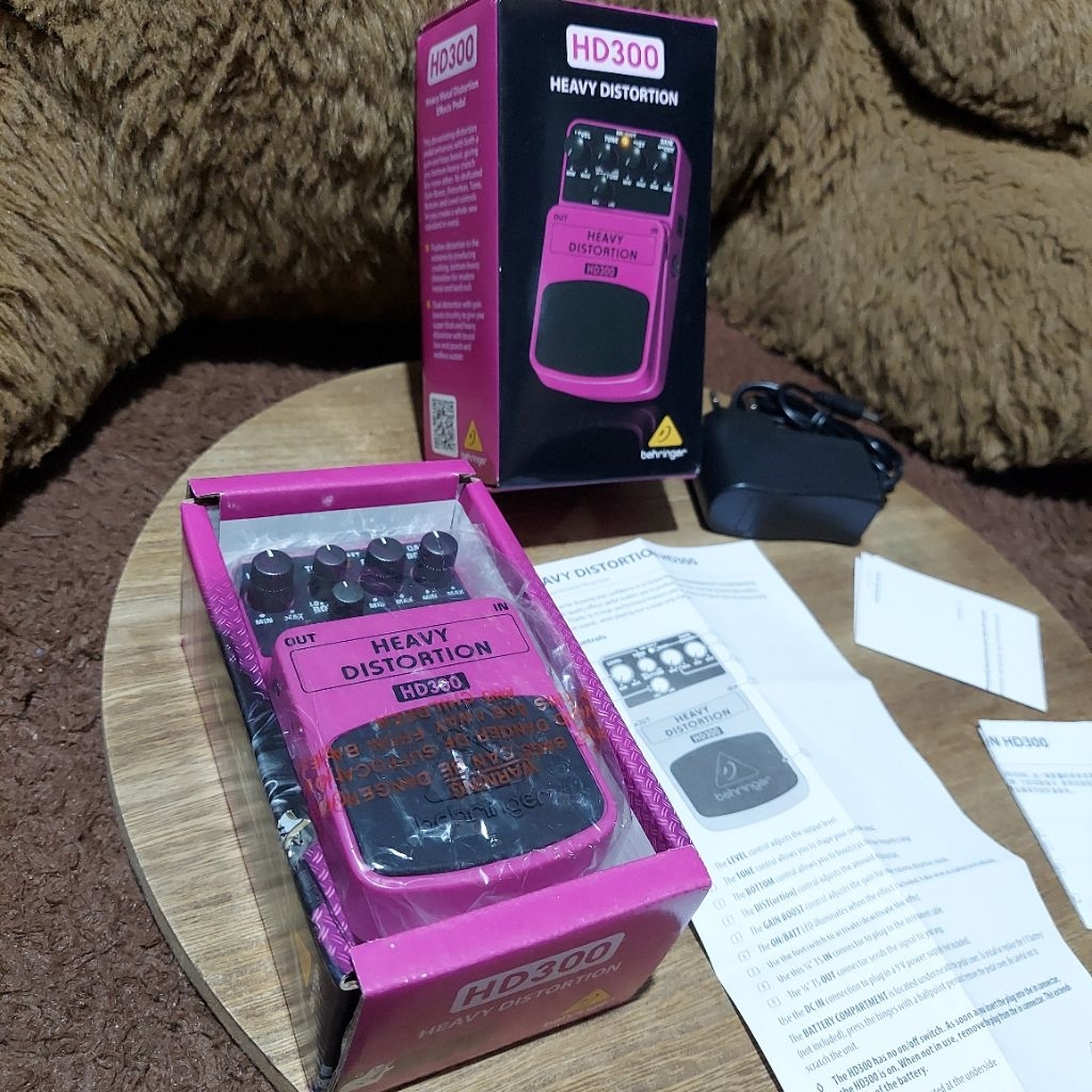 Efek Gitar Behringer Heavy Distortion HD300 pedal Fx Guitar Distorsi DIST Stompbox HD 300