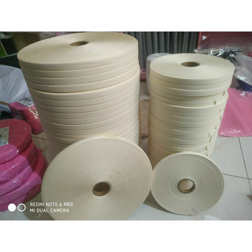 

Pita Katun Cream 1 cm 200 yard jumbo