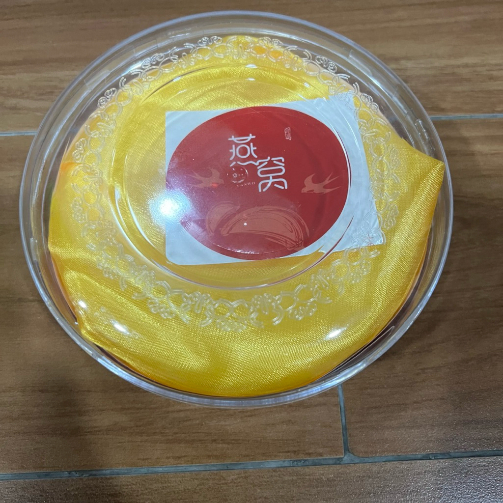 

Mika bulat merah 100gr