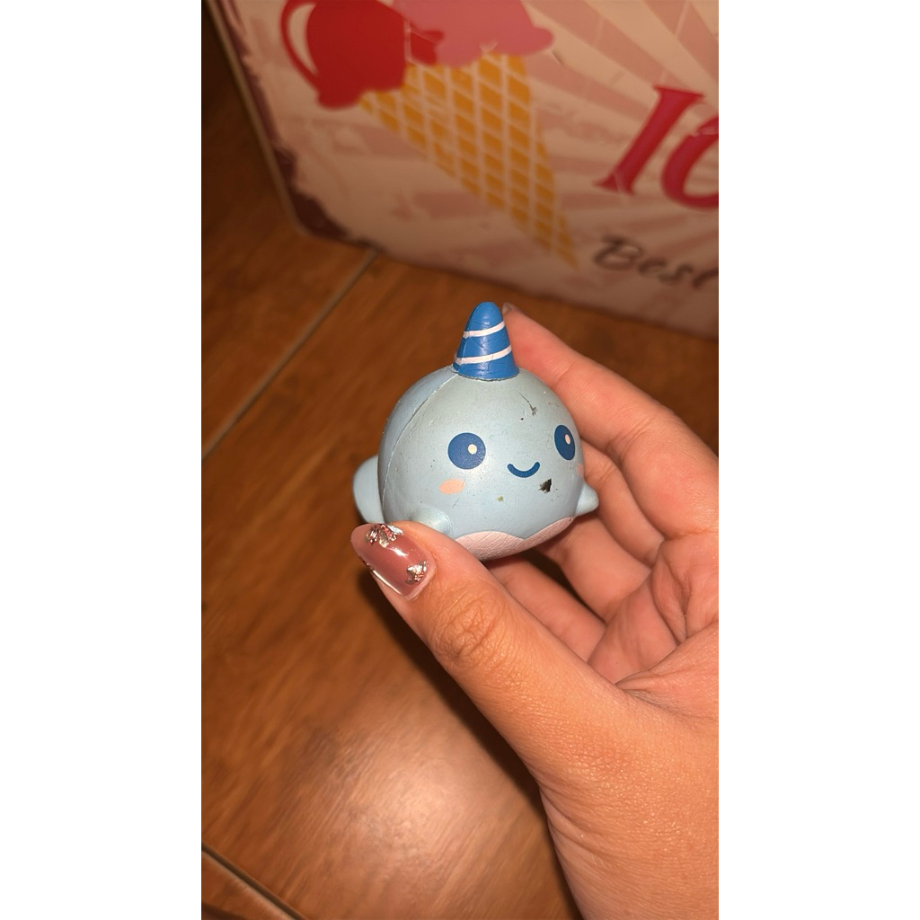 Ibloom Mini Billie The Whale Squishy