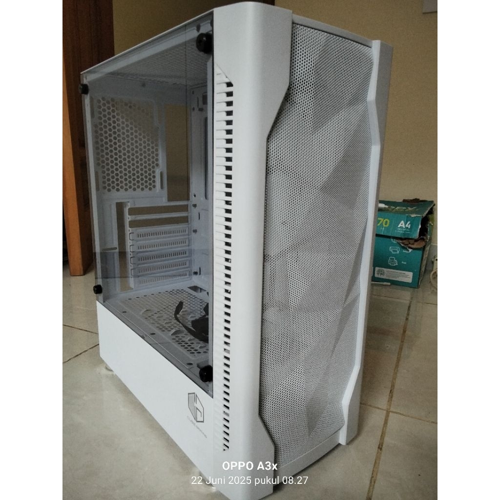 ATX PC CASE CUBE gaming byron putih casing komputer mulus bekas pribadi