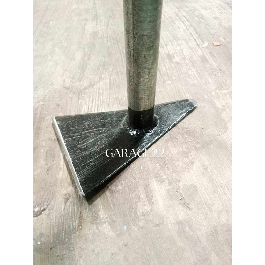 Garuk Cangkul Mini Kering Segitiga Plat Baja Pipa Wangkil Gulma