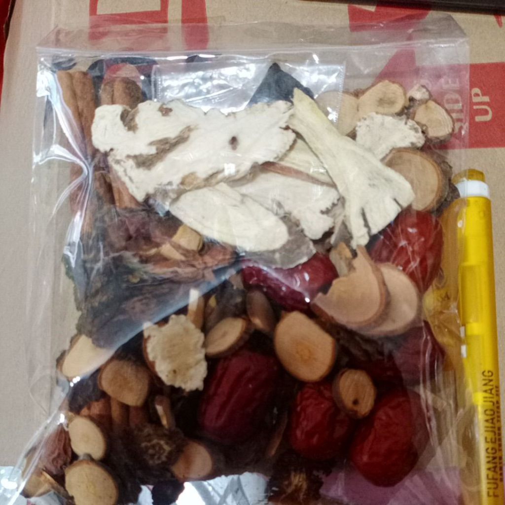 

Bakut teh komplit / Bakutteh spesial komplit -untuk stamina