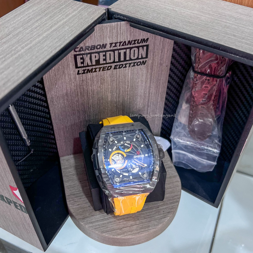 Expedition E 6782